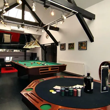 Play Loft Apartment *