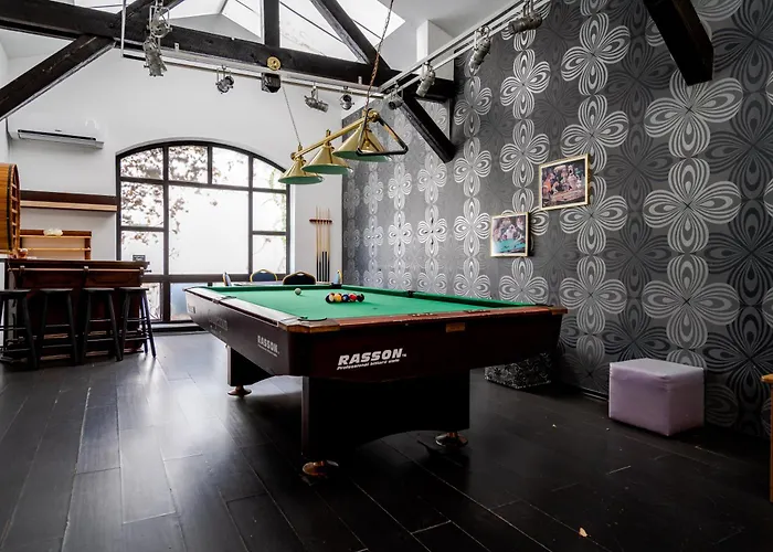 Play Loft Бухарест